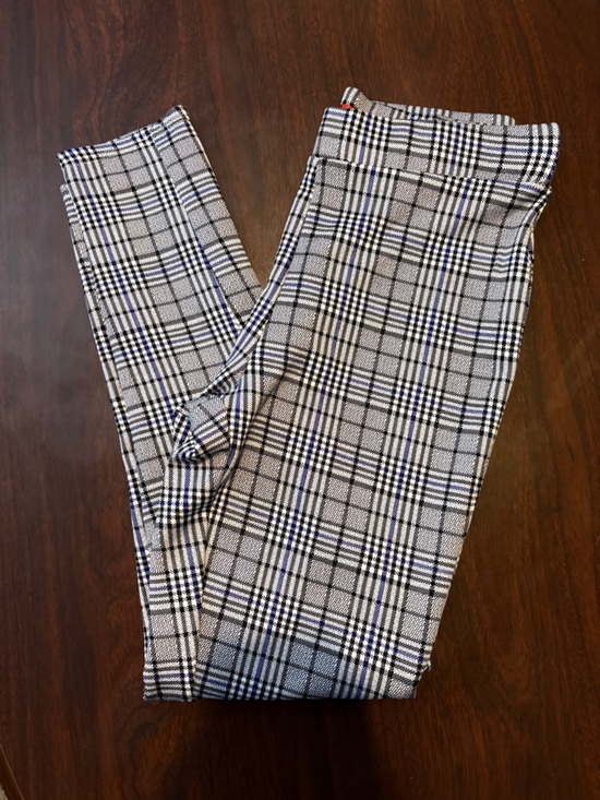 Maze Collection Pants - Plaid High-Waist Leggings - Black & White